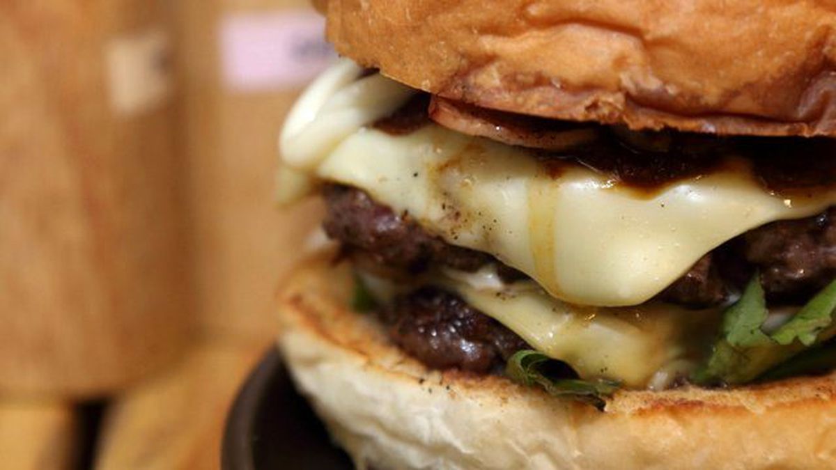 ''Erdoğan Burger'' Yaptı, Dükkanını Kapattı