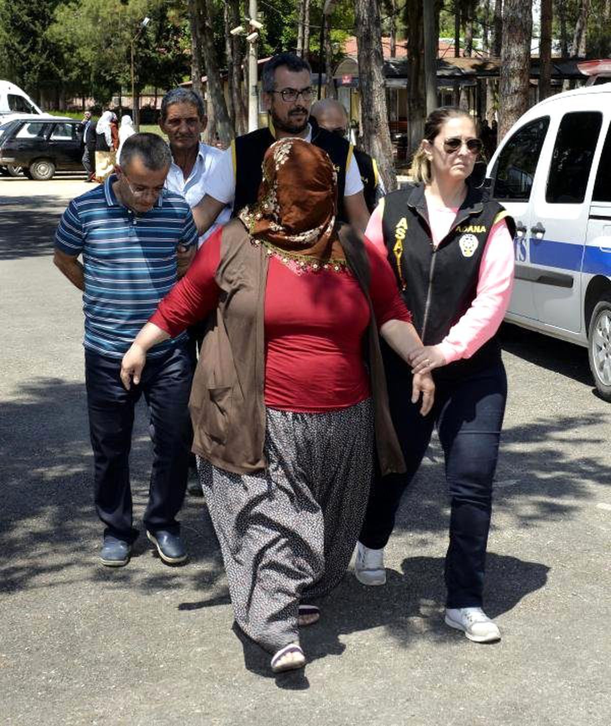 Adana'da Eşine Fuhuş Yaptıran Koca Tutuklandı