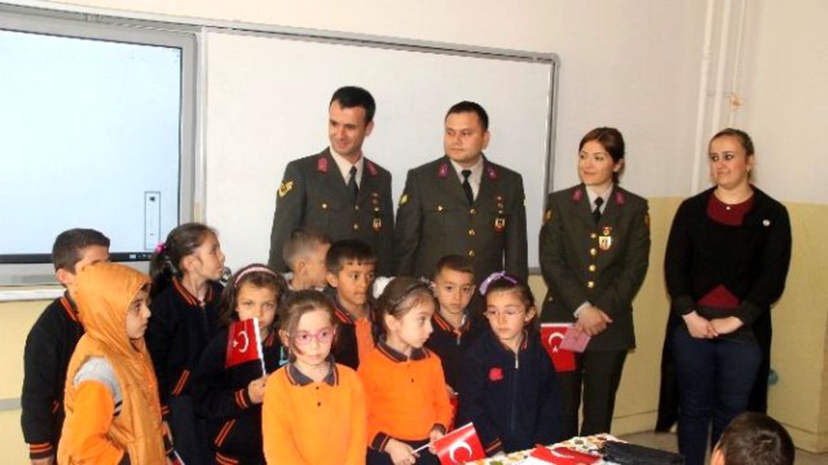 İlk Mektup Mehmetçiğe