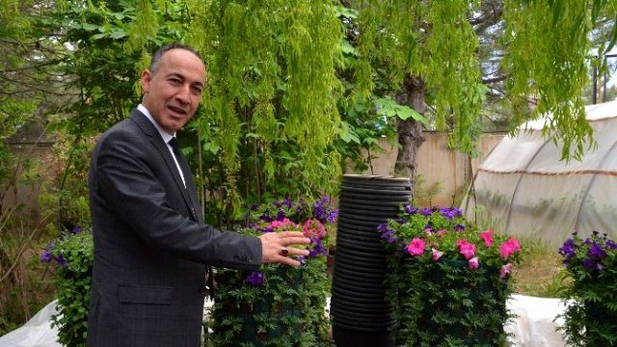 Kırıkkale\'de Cadde ve Sokakla Çiçek Açtı