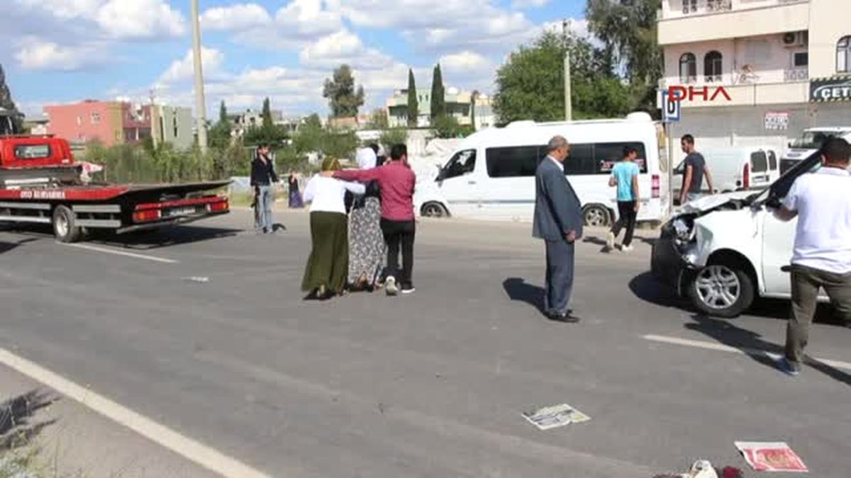Mardin\'de Anne ile Oğlu Trafik Kazası Kurbanı