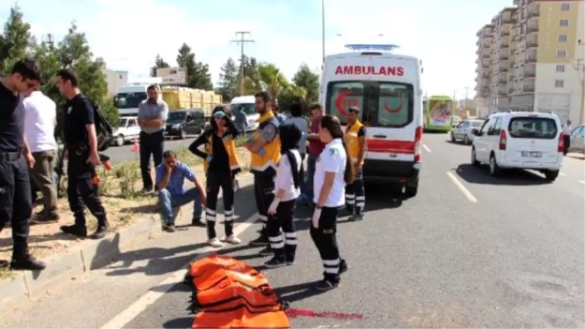 Mardin\'de Anne ile Oğlu Trafik Kazası Kurbanı