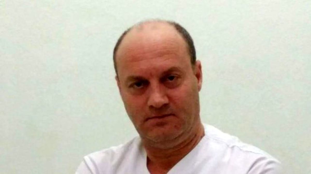 Sağlık Memuru Evinde İntihar Etti