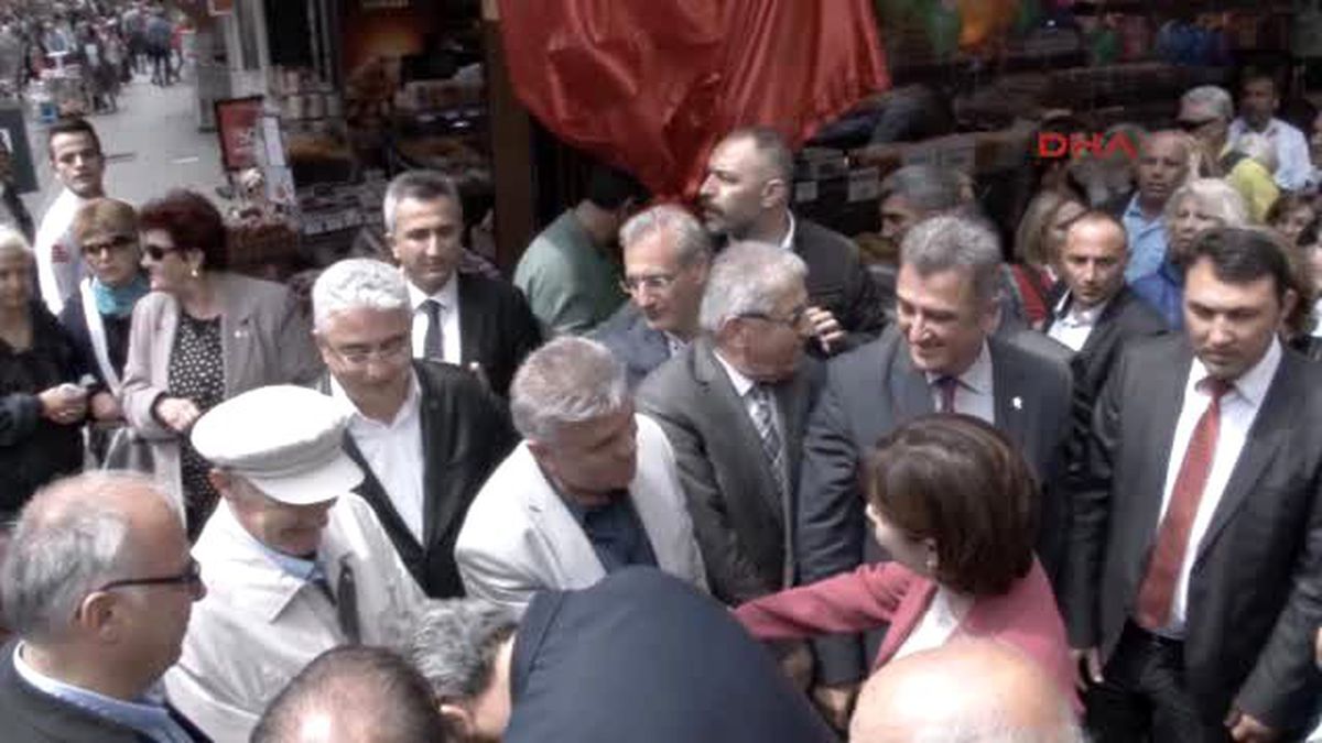 Şehidin Adı Sokağında Yaşıyor