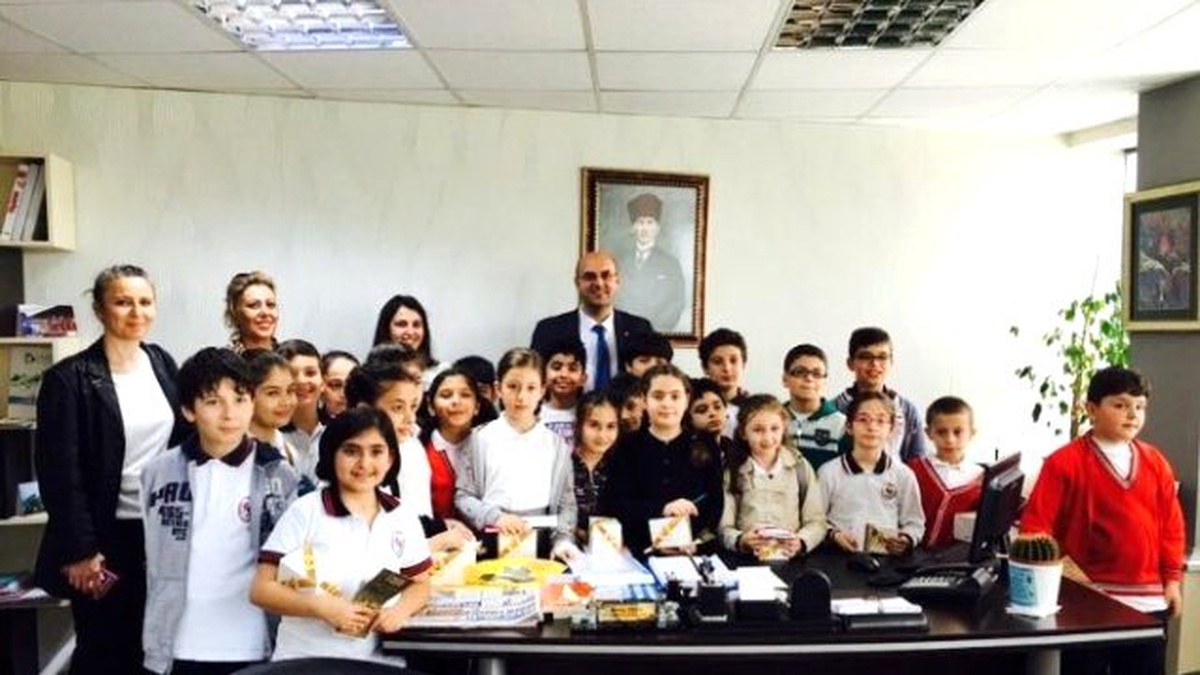 Ulugazi Öğrencileri İzmit Belediyesini Gezdi