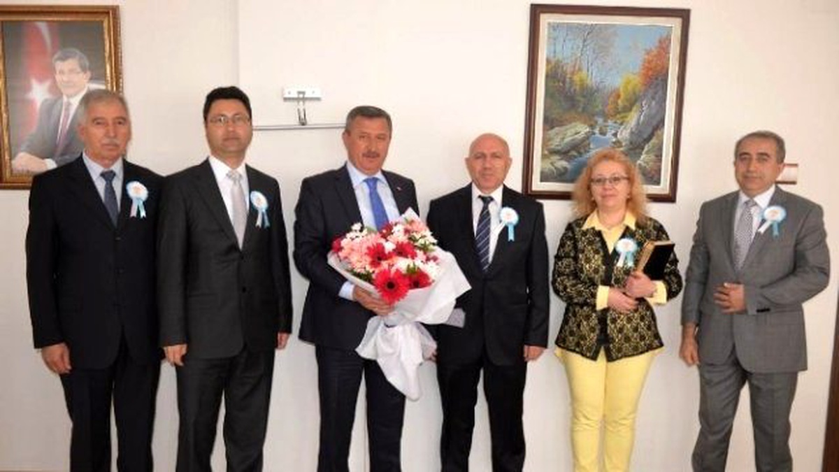 Vali Şerif Yılmaz: Vakıf Sevgisini Canlı Tutmalıyız