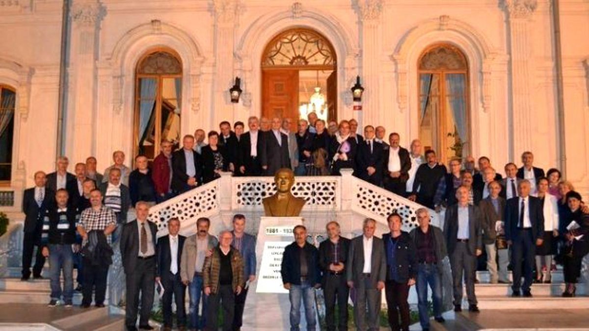 91 Yaşındaki Öğretmenleriyle Buluştular