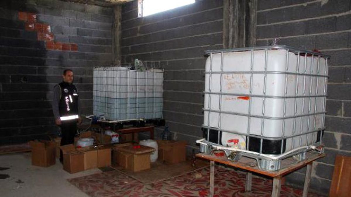 Adana\'da 7 Ton Kaçak İçki Ele Geçirildi