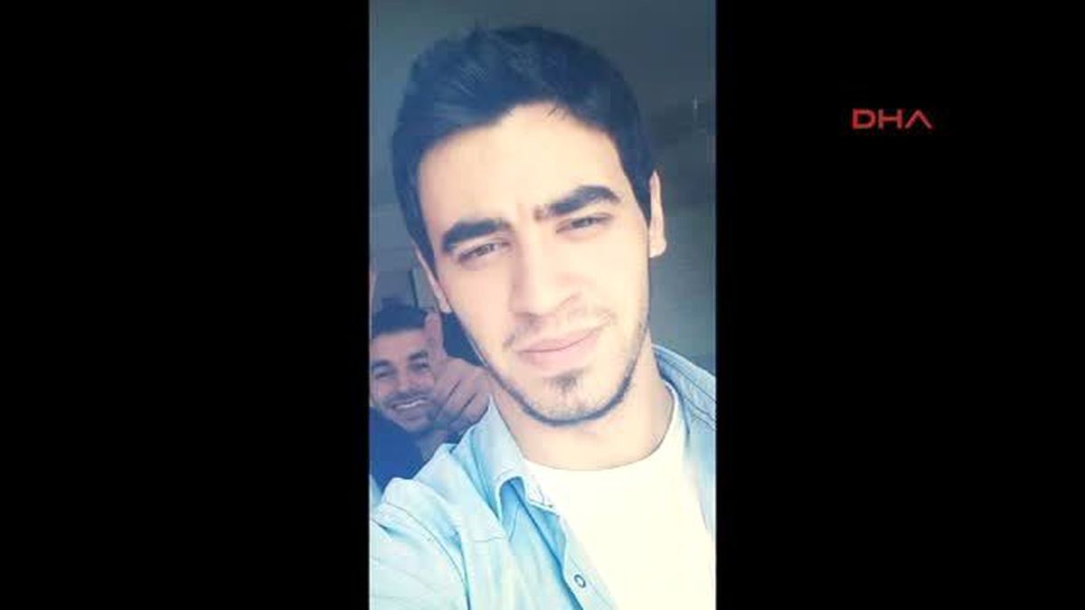 Balıkesir Çanakkale\'de Şelalede Ölen Uçak Teknisyeni Balıkesir\'de Toprağa Verildi