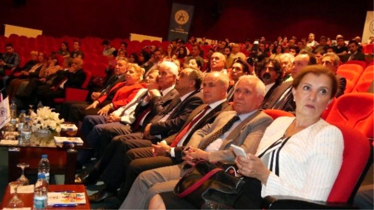 Kıbrıs\'ın 3\'üncü Cumhurbaşkanı Eroğlu: Türkiye\'nin Parasına İhtiyacımız Var