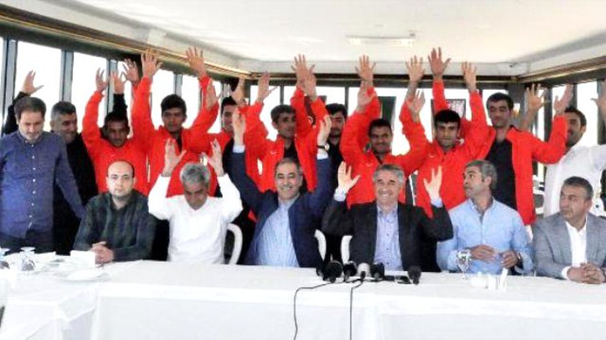 Elazığ İşitme Engelliler Sakatlar Çok Olunca Avrupa Şampiyonlar Ligi\'ne Gidemedi