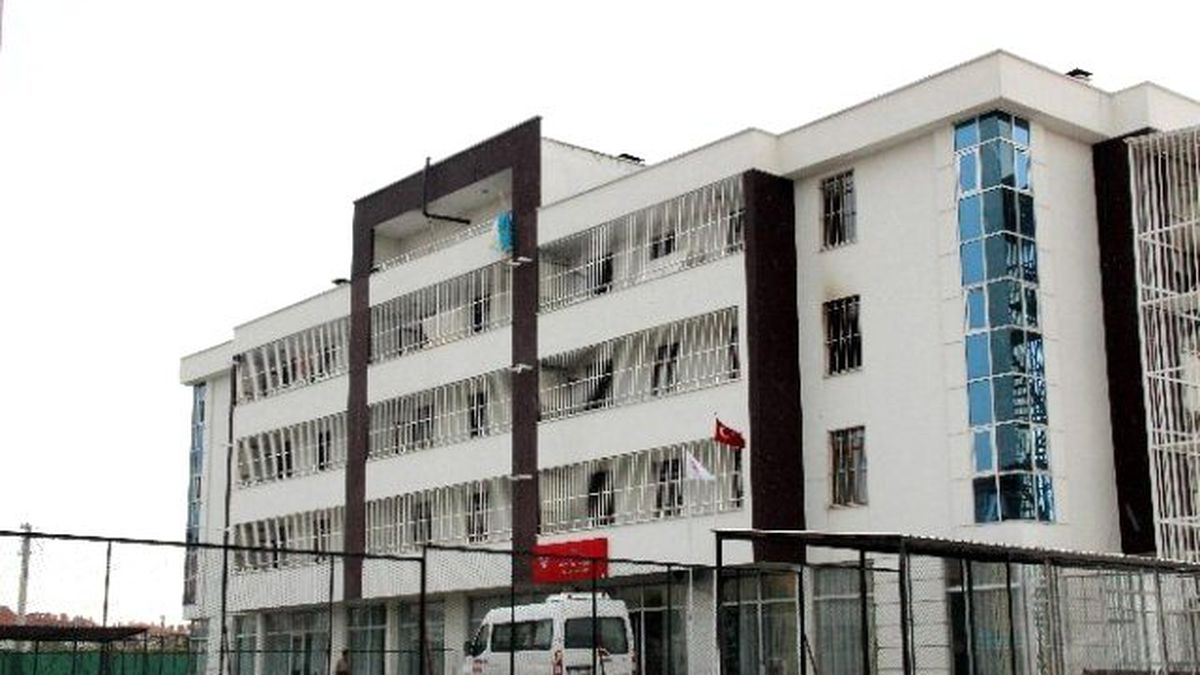 Engelli Bakım Merkezinde Çıkan Yangında Bir Kişi Öldü