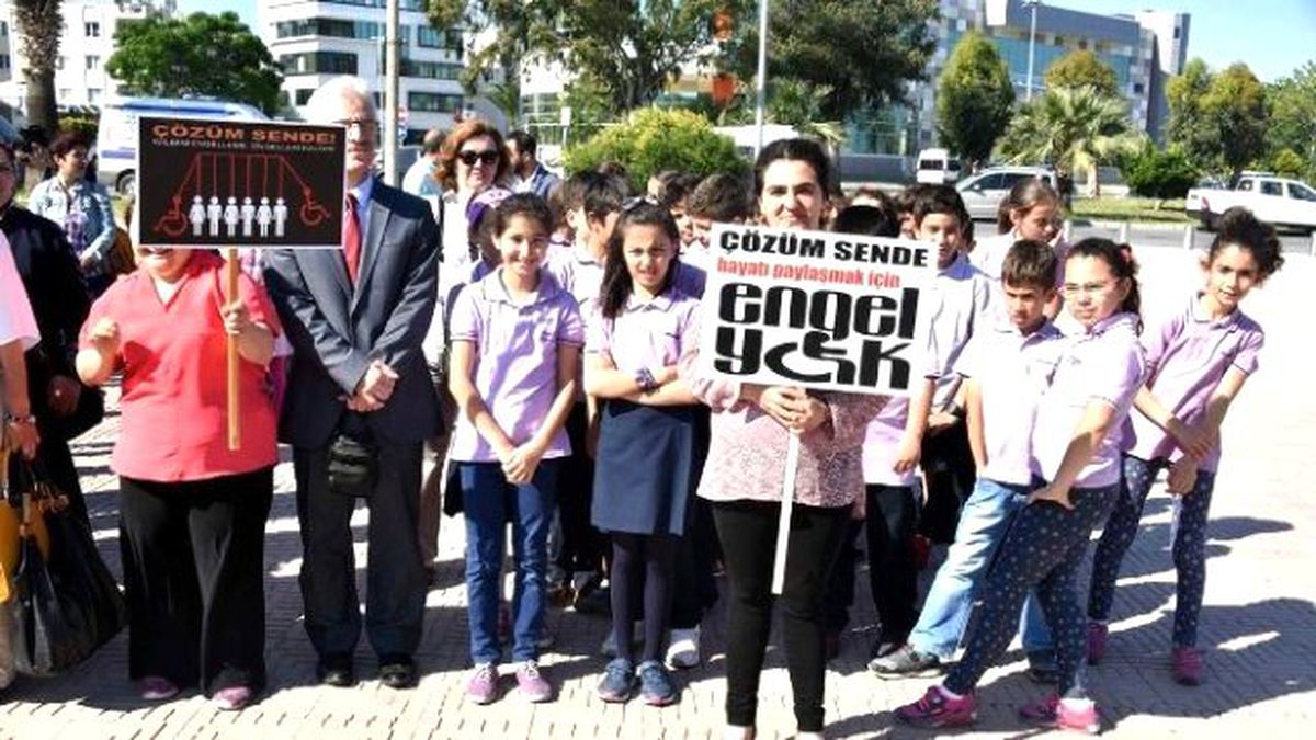 Engelliler Haftası Aliağa\'da Kutlanıyor