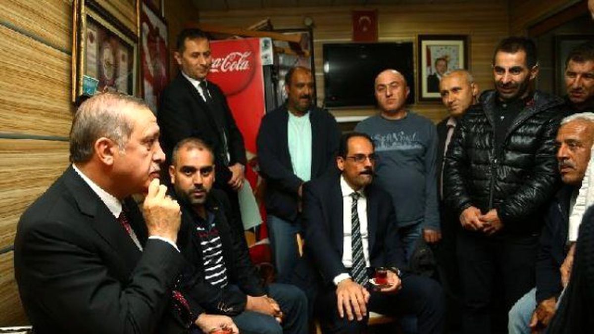 Erdoğan'dan Minibüsçülere Sürpriz Ziyaret