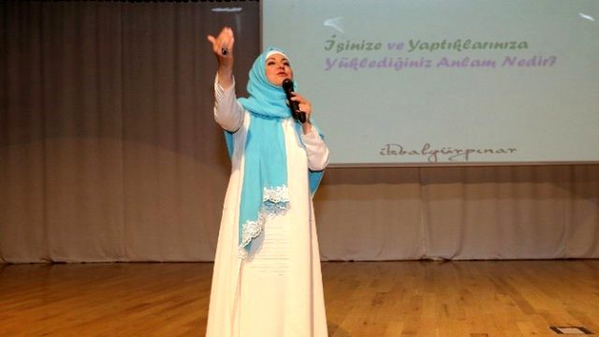 Gaziantep\'te "Şiir ve Söyleşi" Etkinliği Düzenlendi