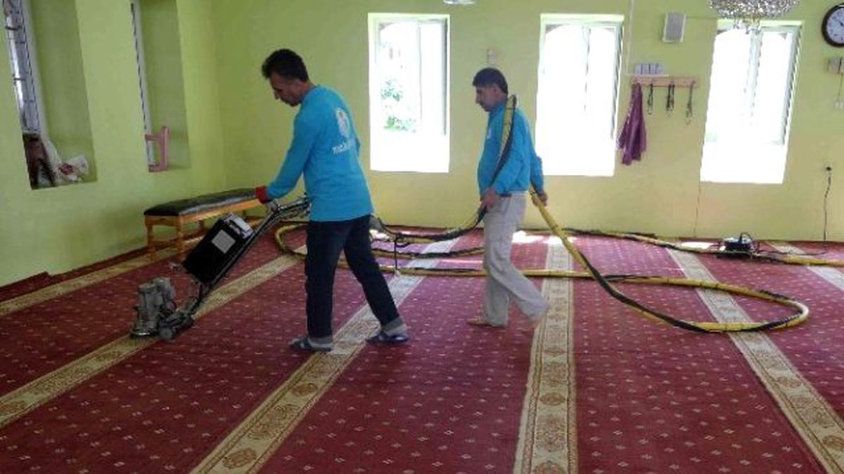 Haliliye Belediyesi\'nden İbadethanelere Özel Temizlik Hizmeti