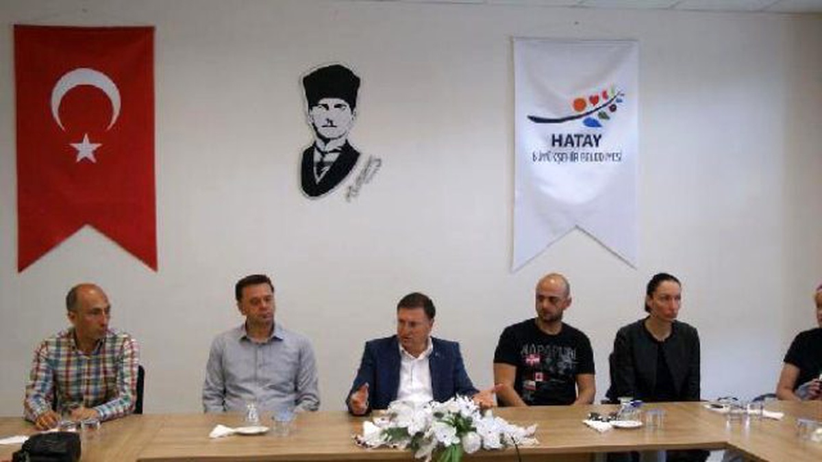 Hatay Büyükşehir Belediye Başkanı: "Fenerbahçe\'ye Kök Söktürdük"