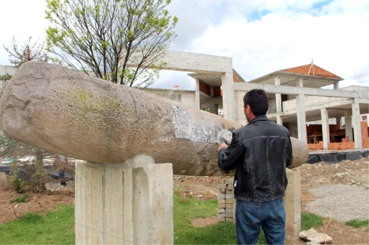 İç Mimar Kadir Parlak, Suç Duyurusunda Bulundu