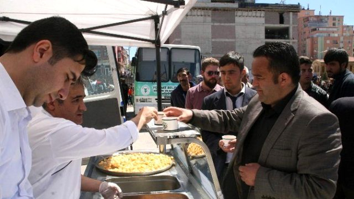Kayseri Şeker Fabrikası Yozgatlılara Lokma İkram Etti