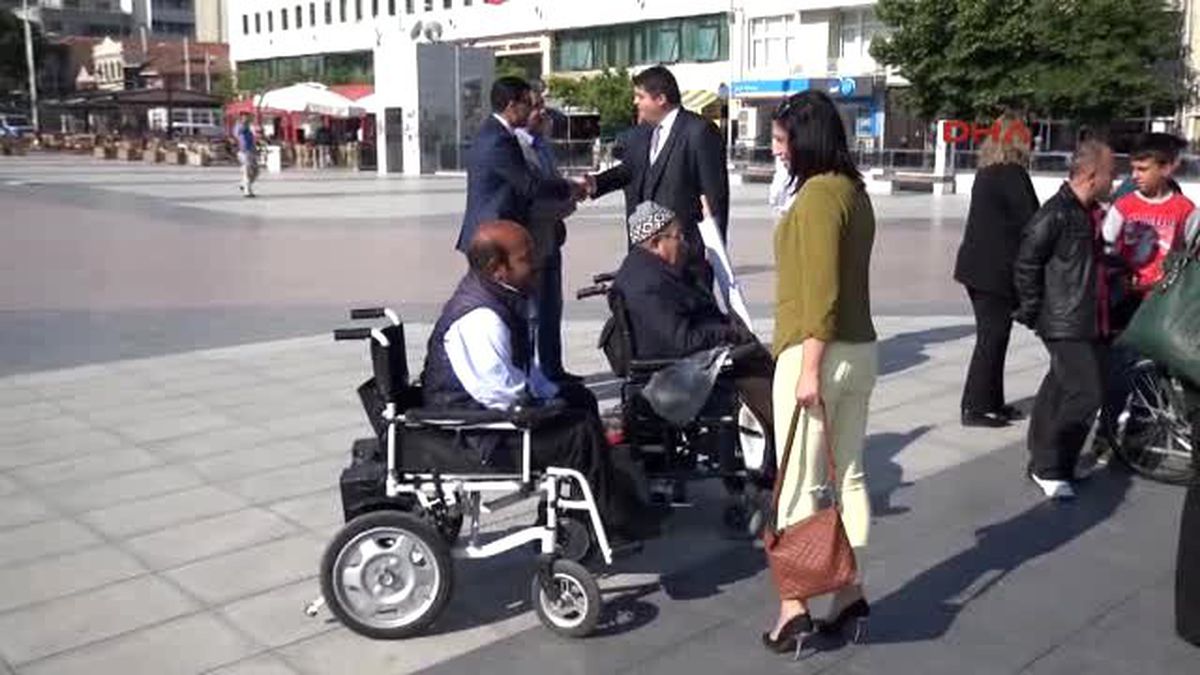 Manisa\'daki Törene Katılım Azlığı Engellileri Üzdü