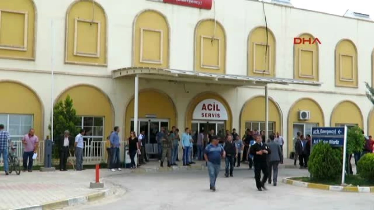 Mardin\'de Askeri Araca Bombalı Saldırı: 5 Asker Yaralı