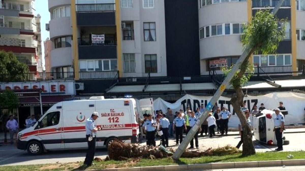 Okul Önündeki Kazalar Velileri İsyan Ettirdi