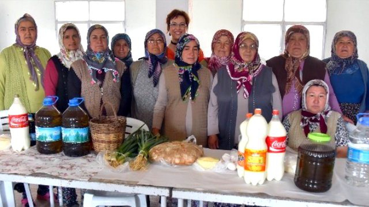 Salihli\'de İlk Köy Pazarı Kemer Mahallesinde Kuruluyor