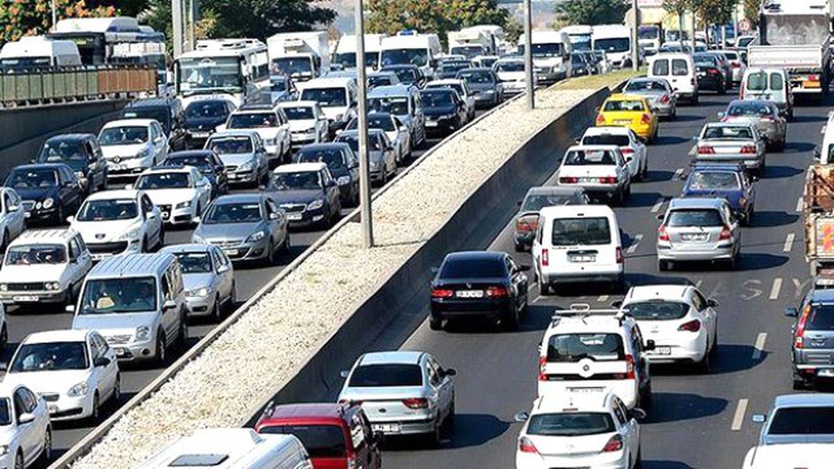Trafiğe Kayıtlı Araç Sayısı Arttı