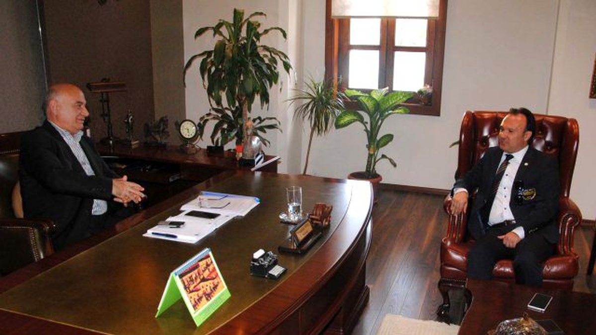 TÜGİAD Başkanı Rahmi Çuhacı: "İran bir fırsat gibi görünürken tehdit olabilir"
