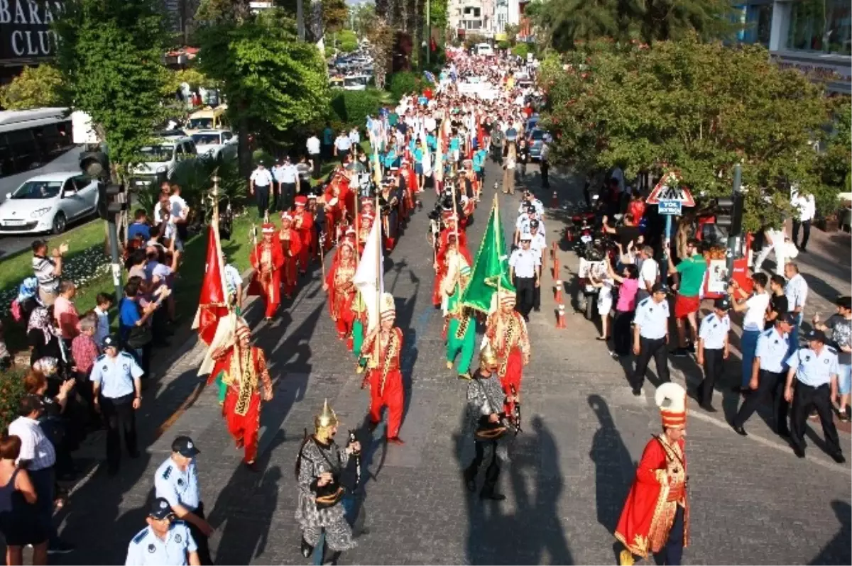 Turizm Sanat Festivalinde Görkemli Yörük Göçü