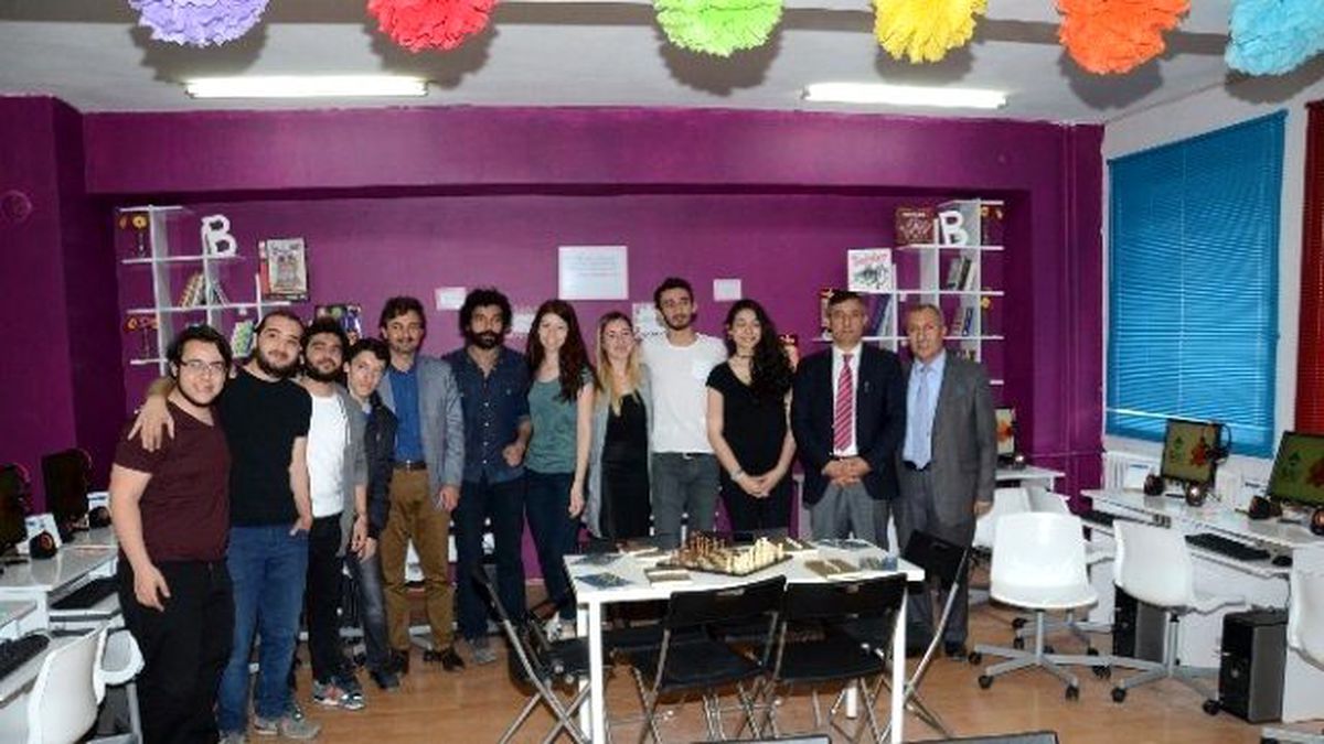 Üniversite Öğrencilerinden, Darende\'de Eğitime Destek