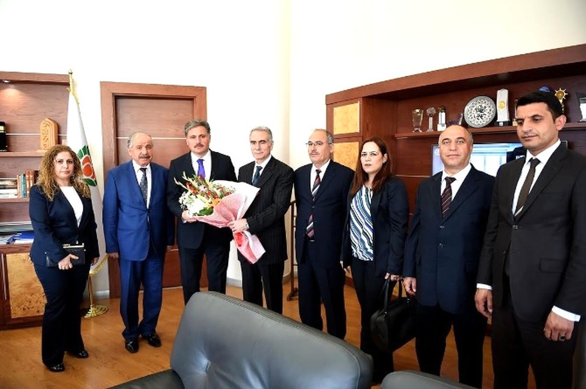 Vakıflar Bölge Müdürü, Başkan Çakır\'ı Ziyaret Etti