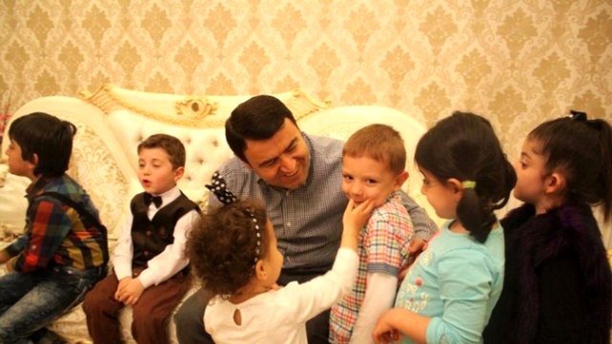 Vali Işın Anaokulu Öğrencilerini Evinde Ağırladı