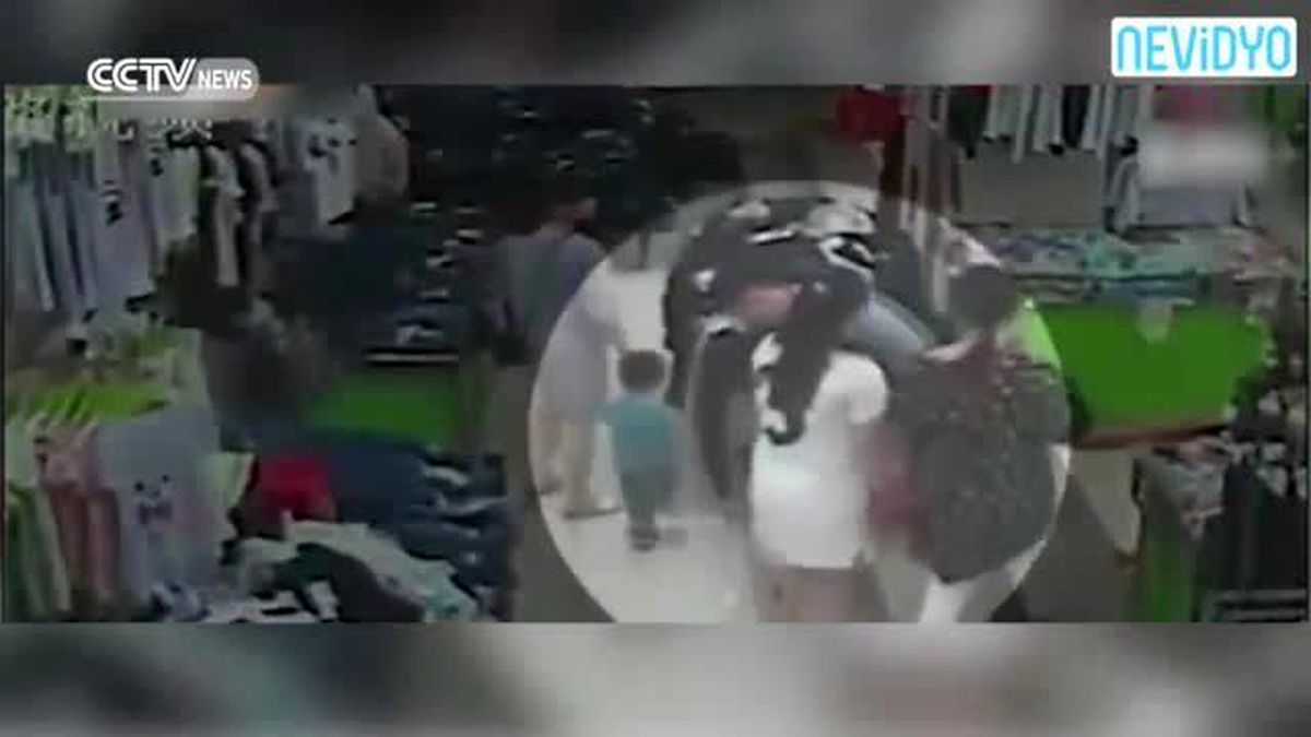 2 Yaşındaki Kız Çocuğuna Tekme