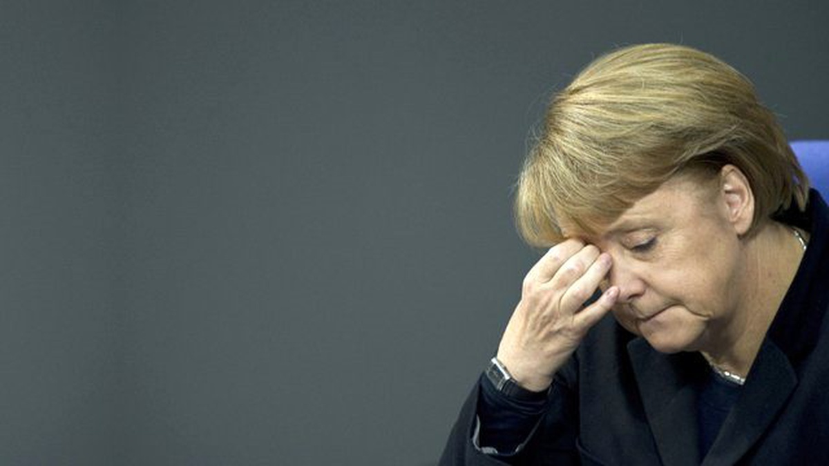 Almanların Üçte İkisi Merkel\'i İstemiyor