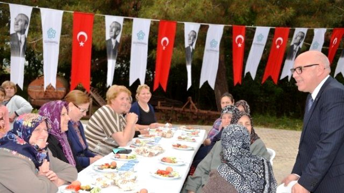 Anneler Günü Kahvaltılarına Gazioğlu Mahallesi ile Devam Edildi