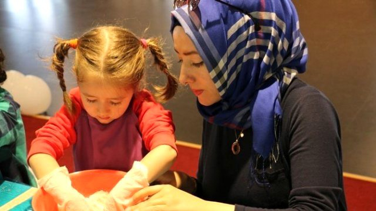 Annelere En Güzel Hediye Bilim Merkezi\'nde