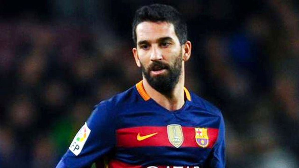 Arda Turan, Instagram'da Takipçisini Tehdit Etti