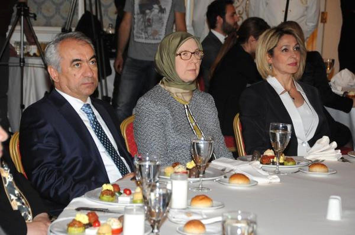 Askon, Anneleri Unutmadı