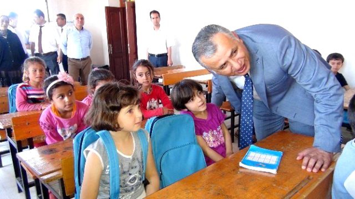 Atatürk\'ün Kurduğu Çiftlik Suriyeli Öğrencilerin Eğitim Yuvası Oldu
