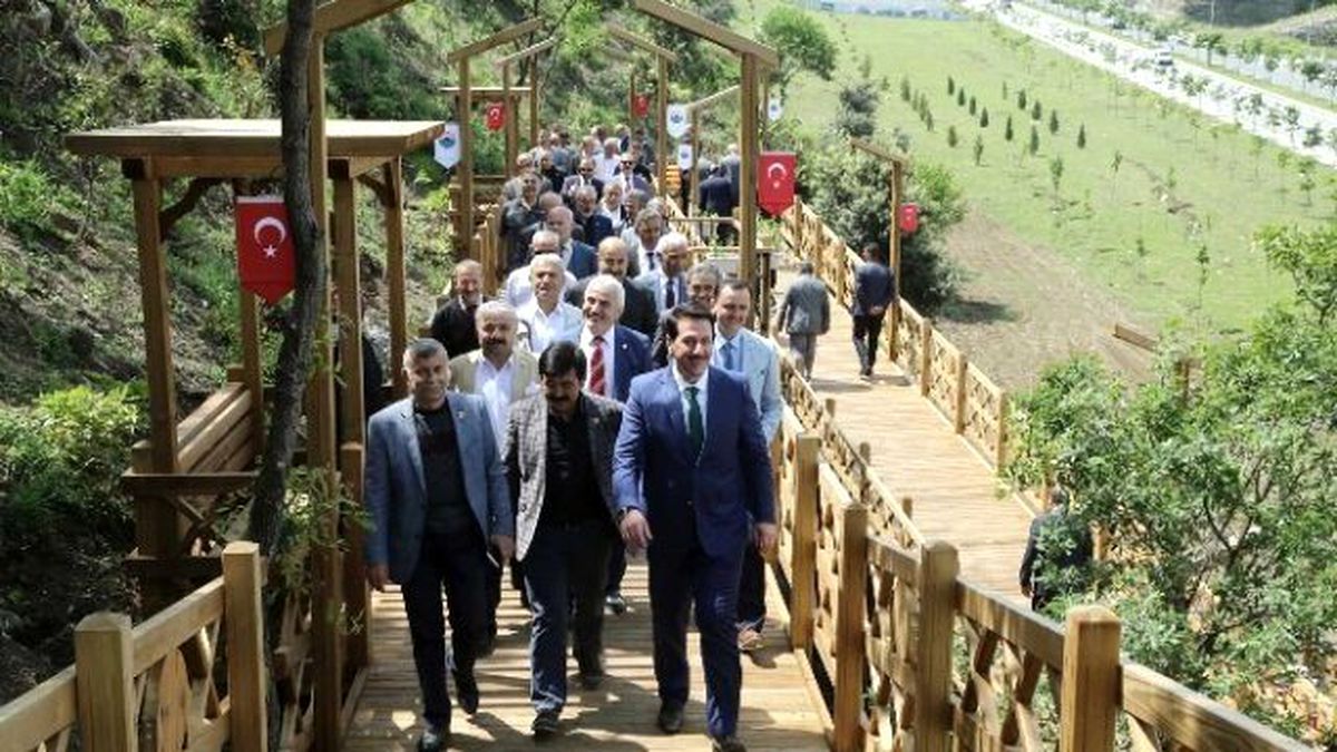 Başkan Tok\'tan Muhtarlara Hizmet Turu