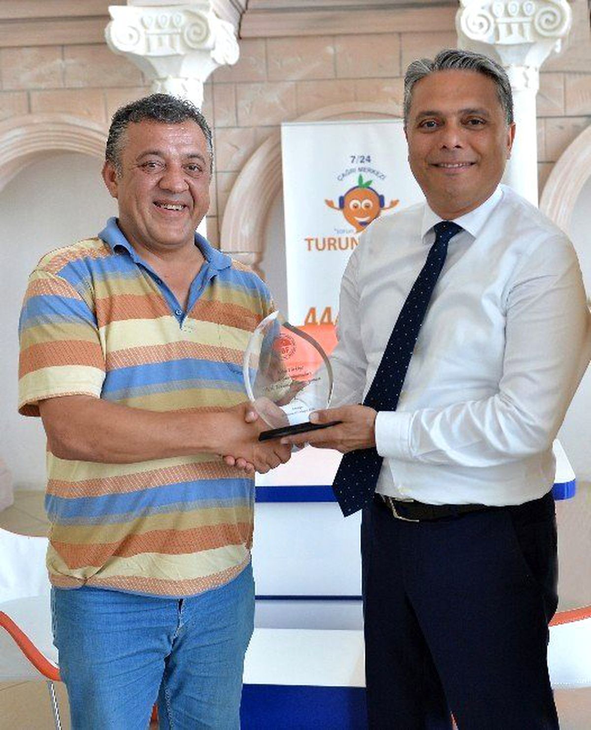 Başkan Uysal, Şampiyon Briççileri Kutladı