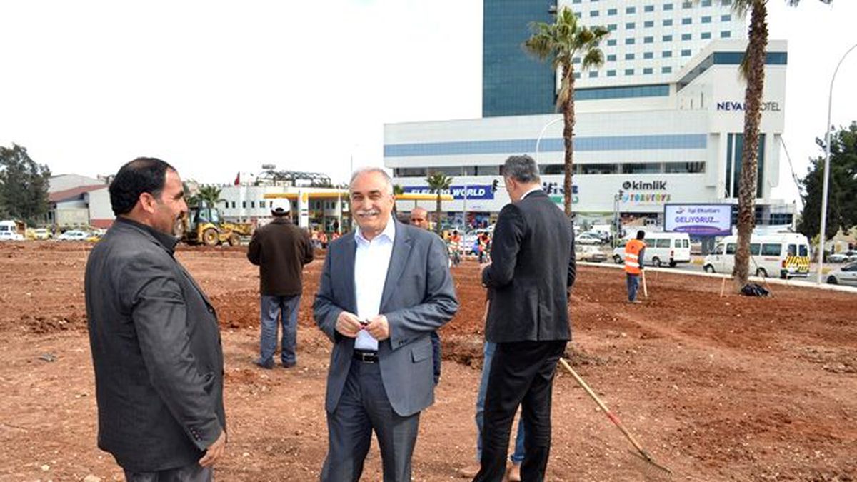 Başkanken Yapamadığını Vekilliğinde Yapmak İstiyor!