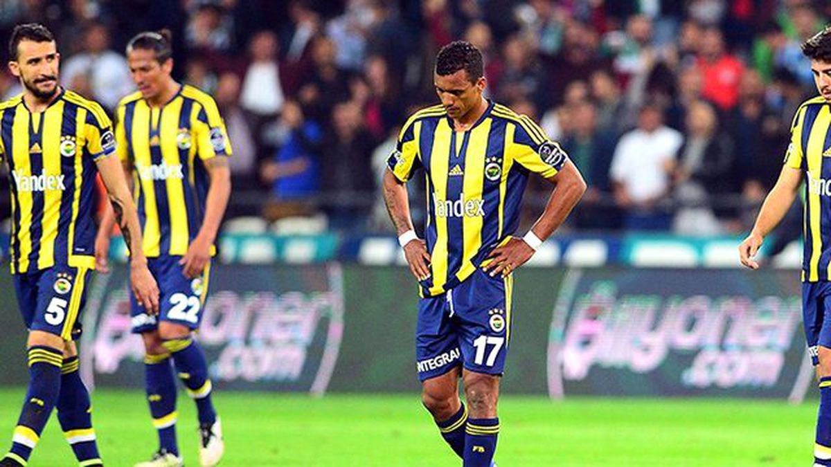 Beşiktaş, Fenerbahçe'yi 17 Milyon TL'lik Zarara Soktu