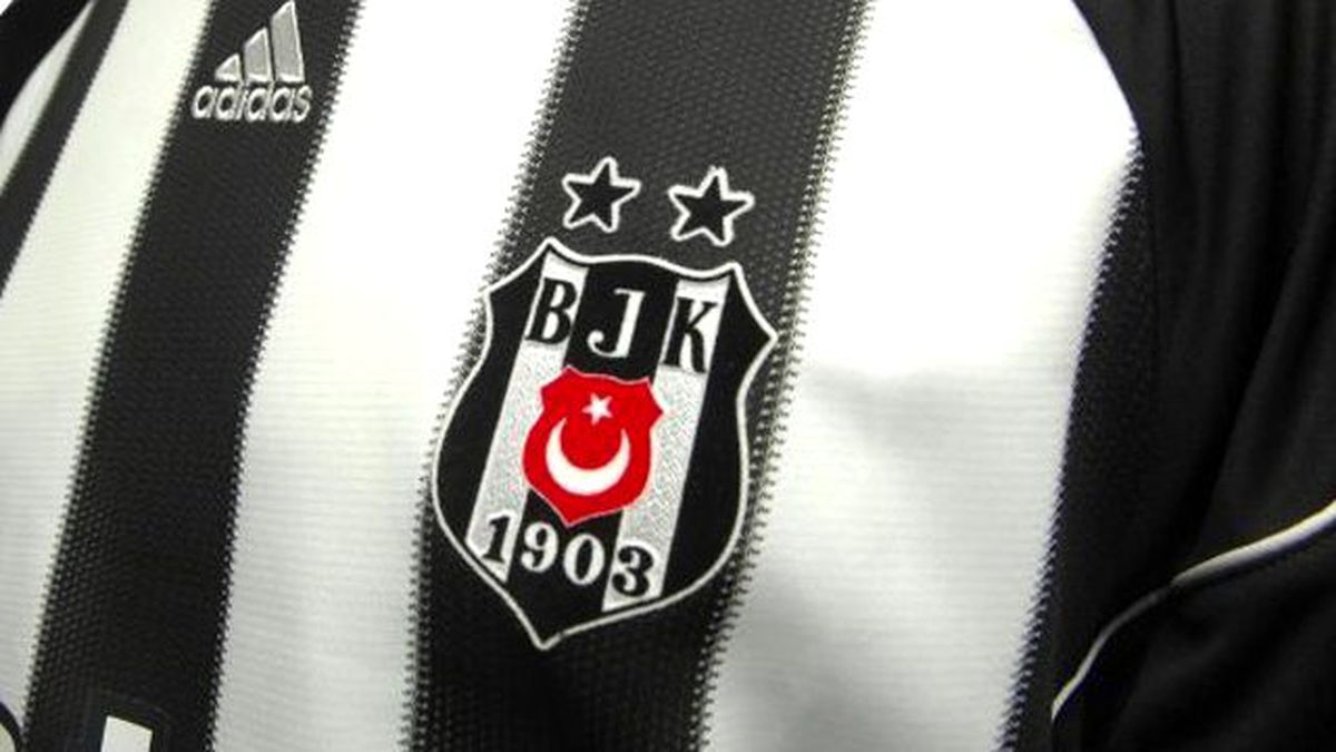 Beşiktaş'tan Vitor Pereira'ya Tepki: Kimse Şampiyonluğu Hediye Etmedi, Ayıptır