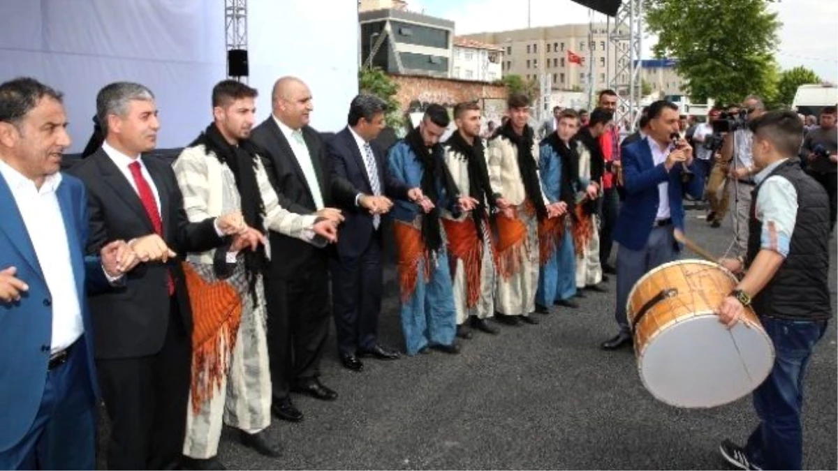 Bitlis Yöresel Lezzetler ve Karakovan Bal Festivali İstanbul\'da Başladı