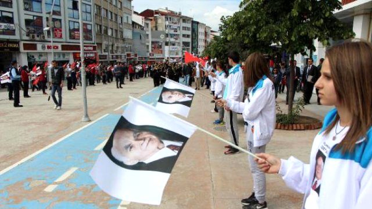 Bolu Halkı İzzet Baysal İçin Yürüdü