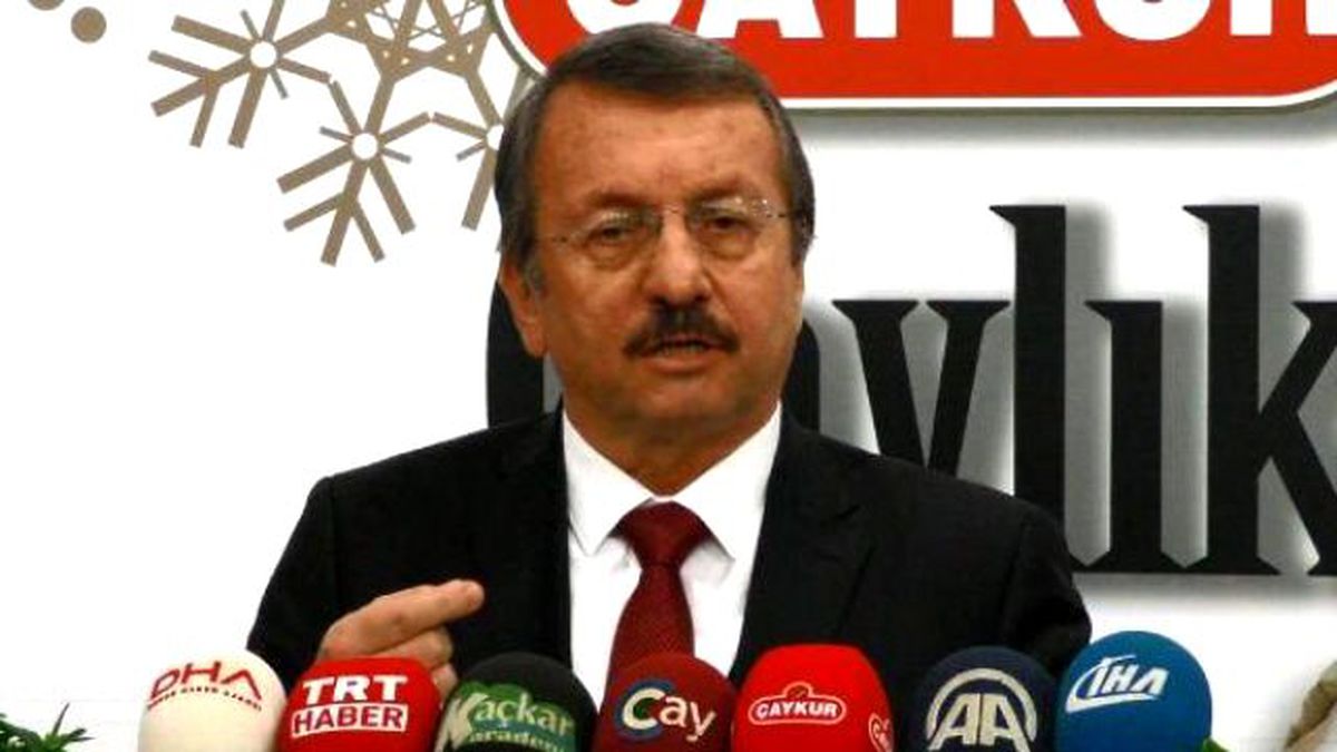 Çaykur Genel Müdürü, Üreticiye Yanlış Mesaj Gönderen Fabrika Müdürlerini Uyardı