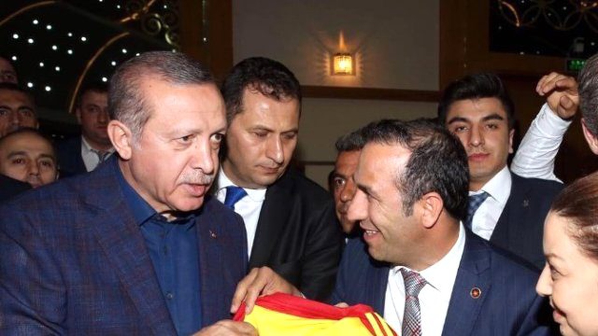 Cumhurbaşkanı\'na Alima Yeni Malatyaspor Forması