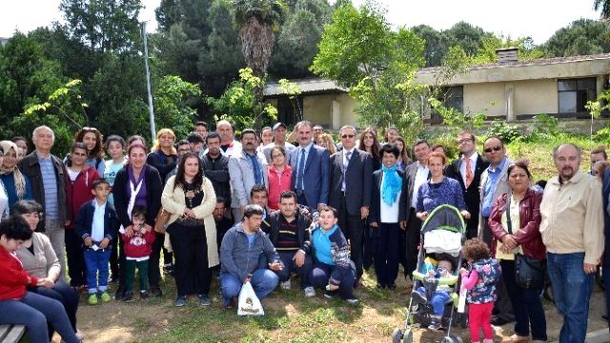 Engelliler Fidan Dikti